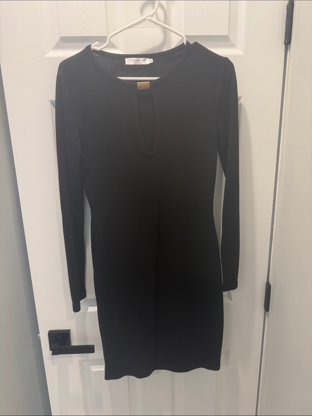 Long-Sleeve Black Bodycon Dress with Front Keyhole